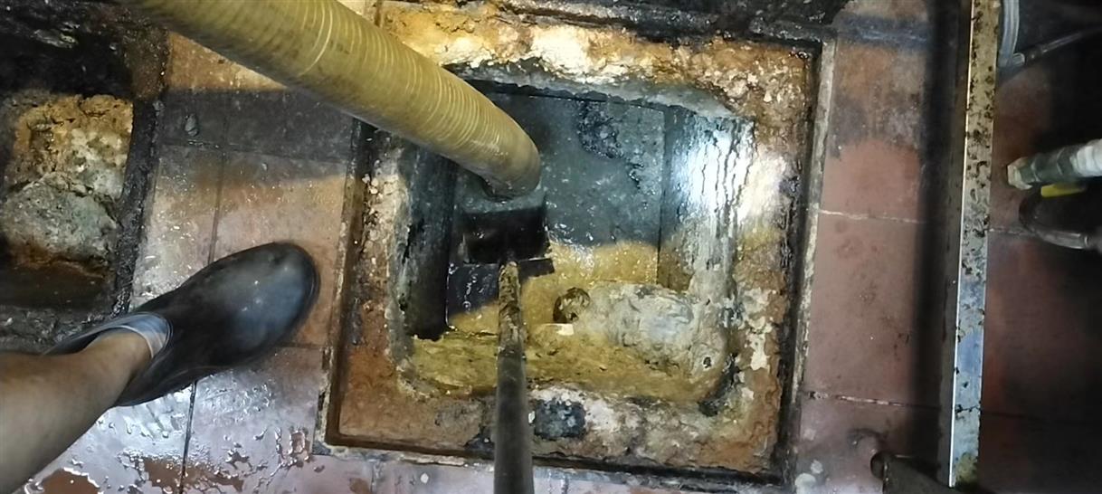 罗庄化油池清理-污水池清掏